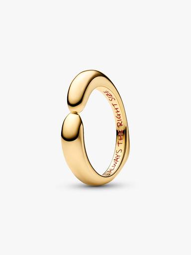 Disney Micimackó ölelése charm