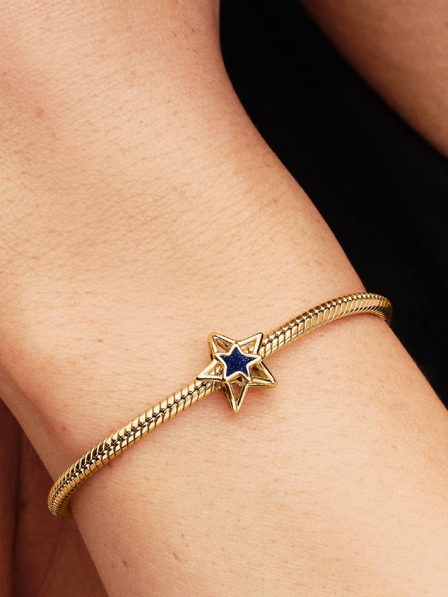 Csillag áttört charm 