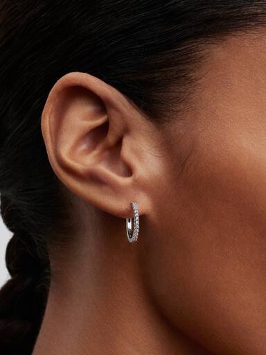 Szikrázó mini karika-fülbevaló