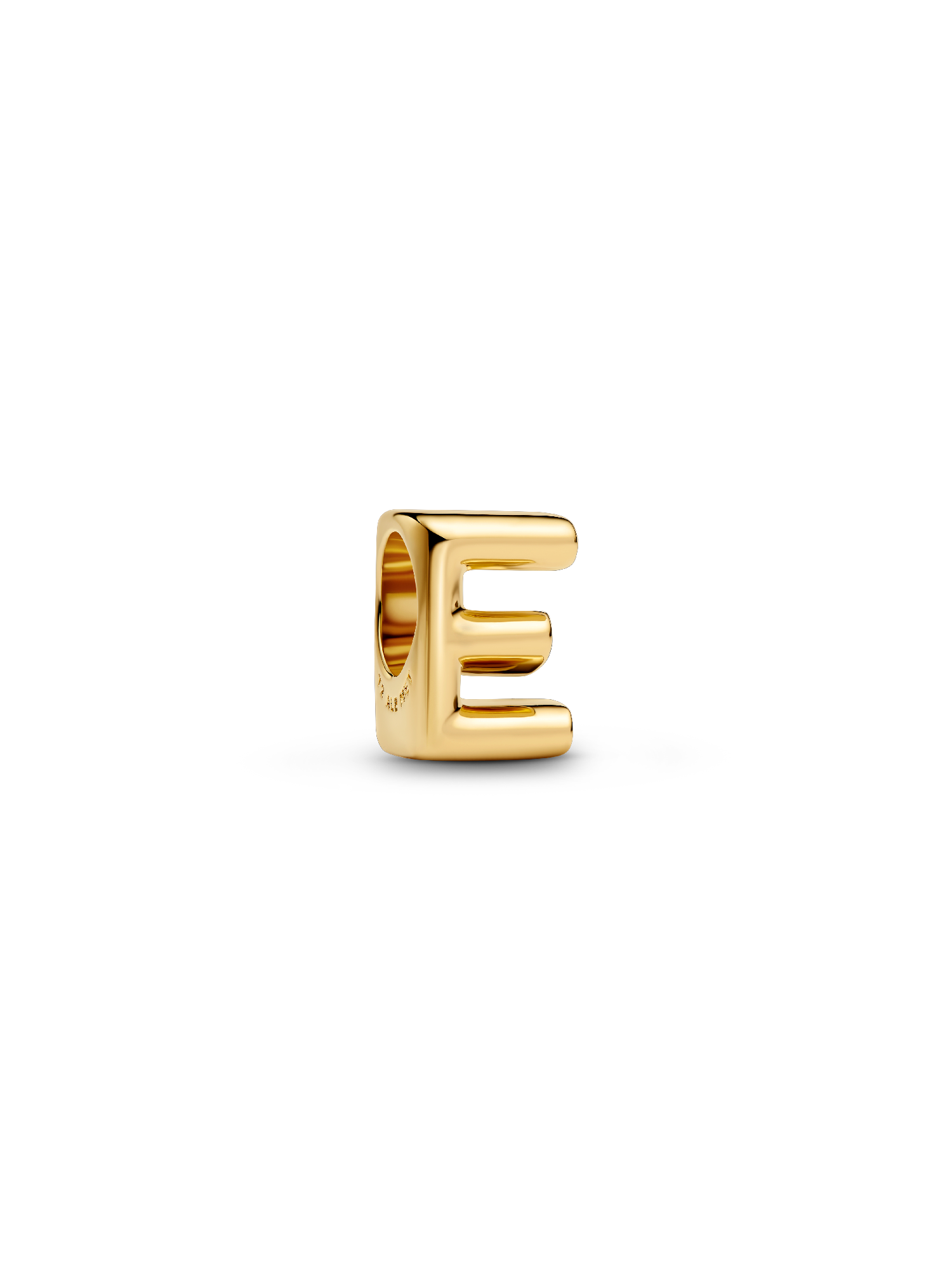 "E" betű charm