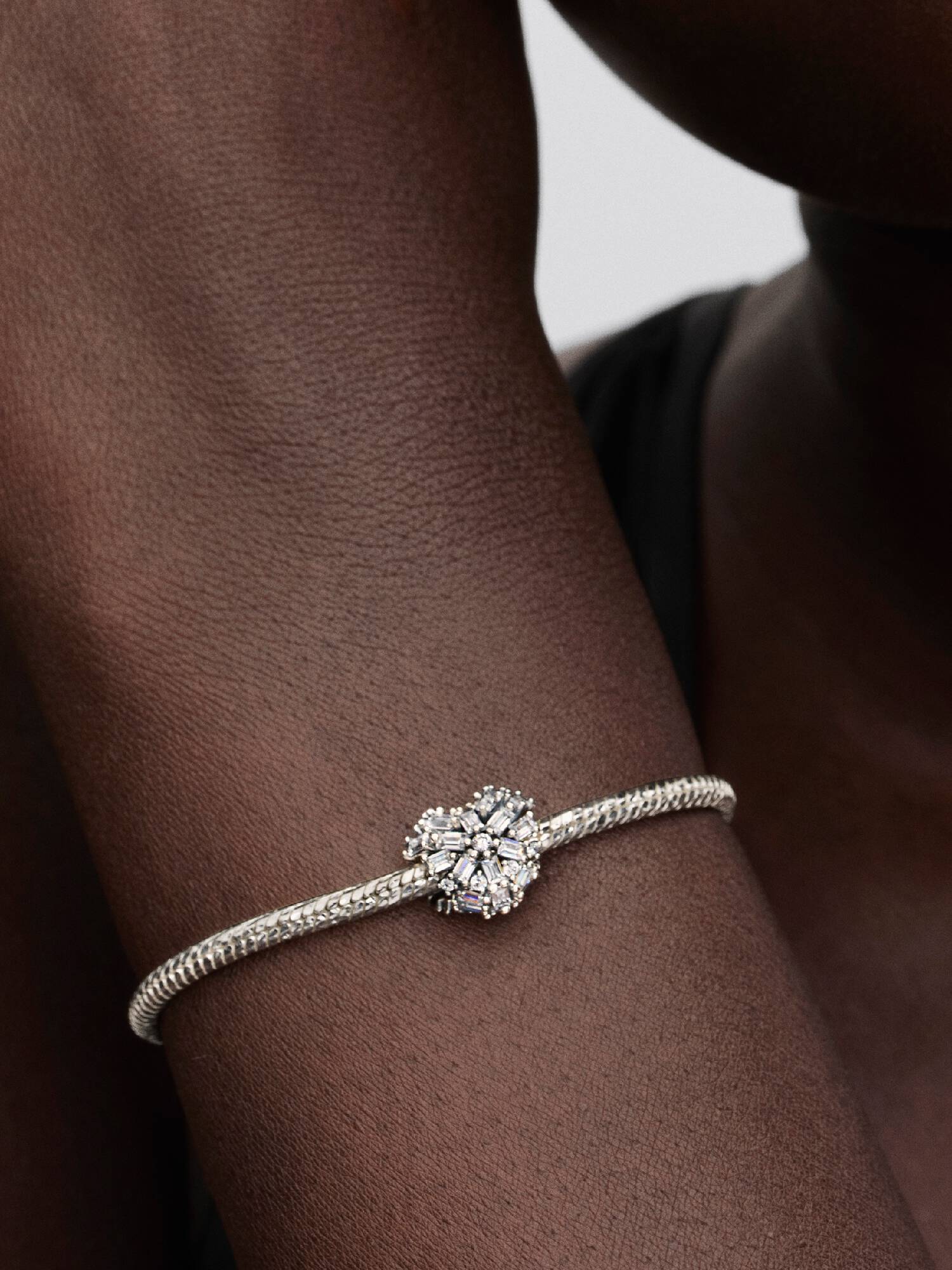 Szikrázó szív charm