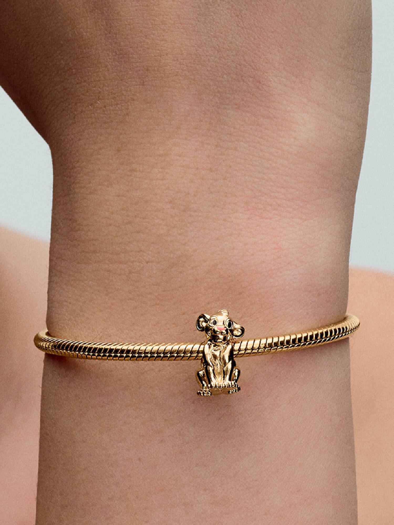 Disney Az oroszlánkirály Simba charm