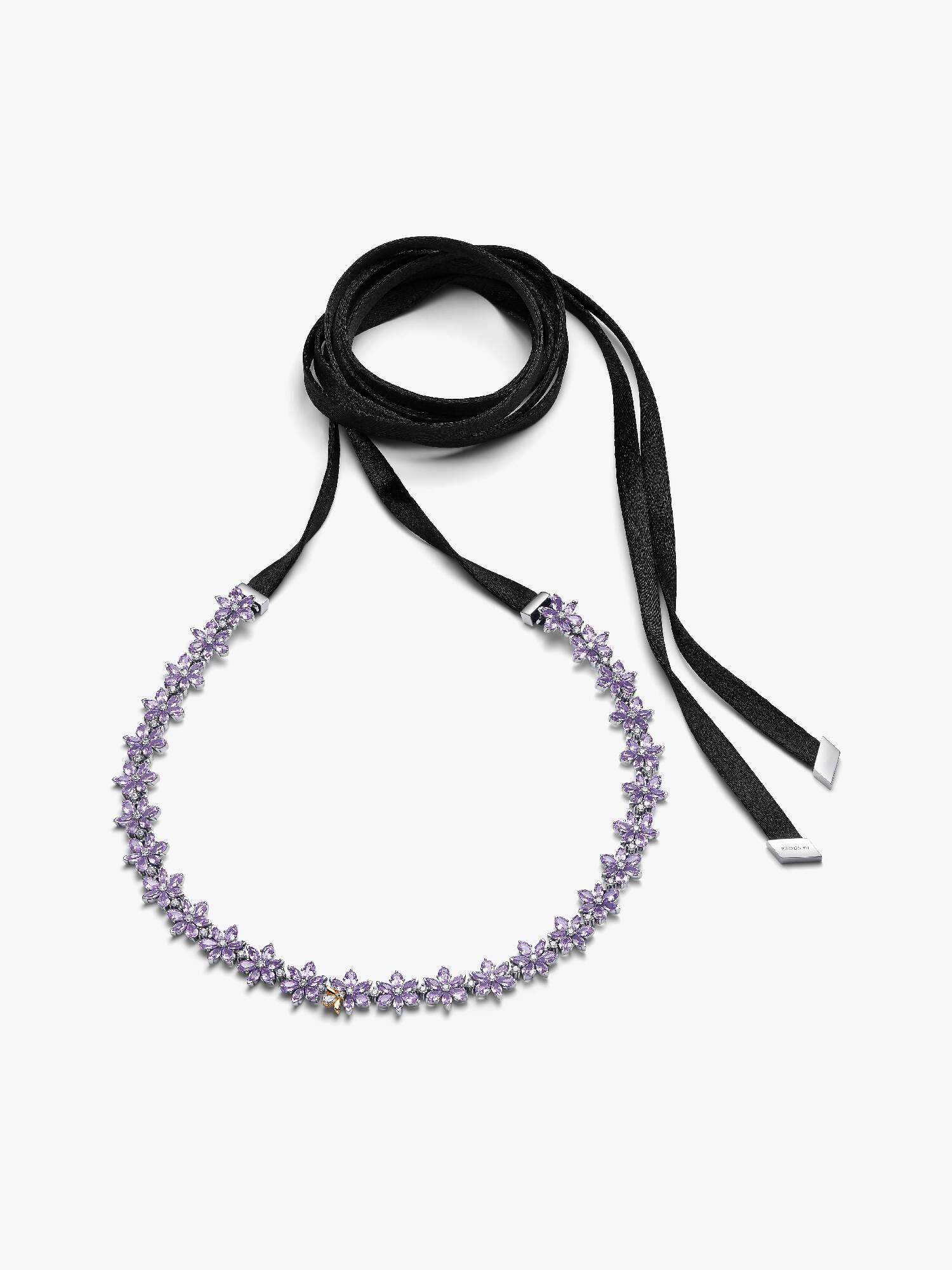 A Bridgerton család herbárium és méh choker