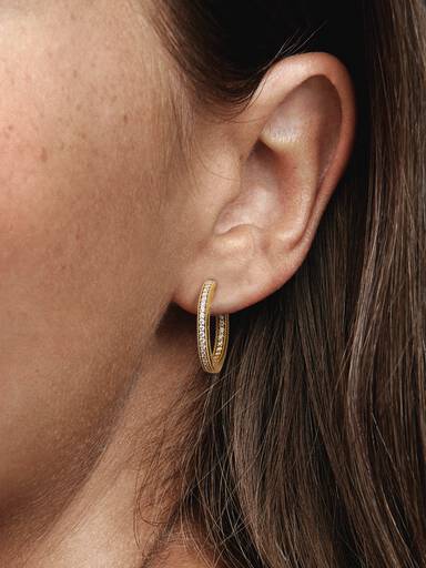 Pandora Signature Logó és pavé karika-fülbevaló