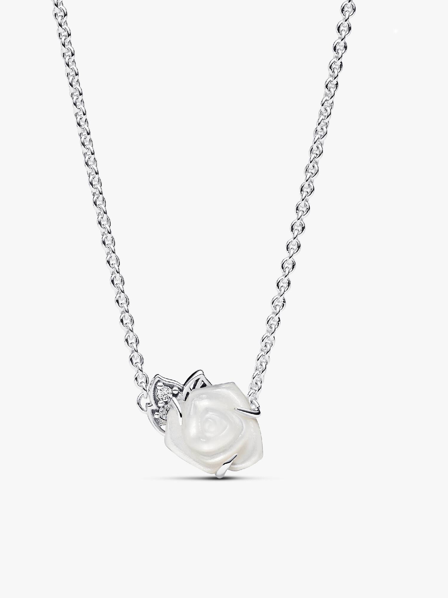 Fehér virágzó rózsa collier nyaklánc