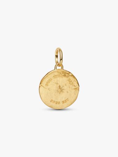 Fecske medál charm