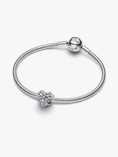 Szikrázó szív charm