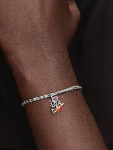 Disney Stitch űrhajó függő charm