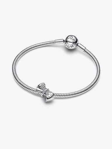 Szikrázó masni charm