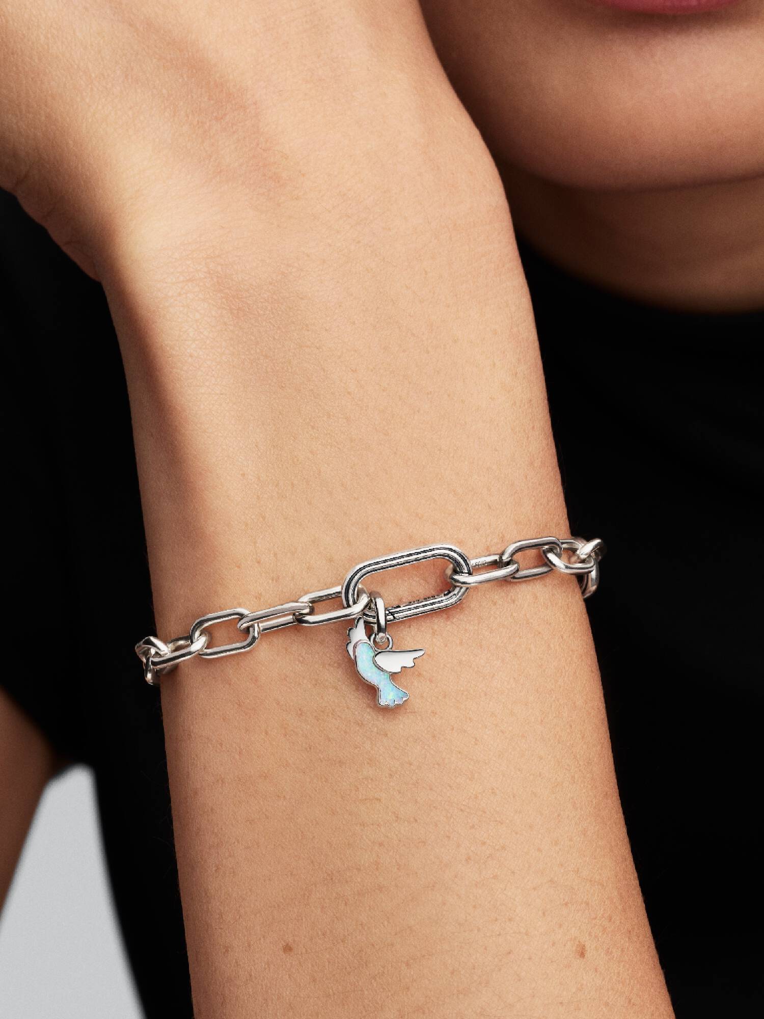 Fehér galamb mini függő charm 