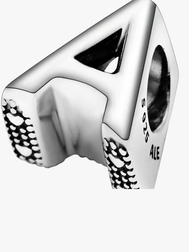 A betű charm