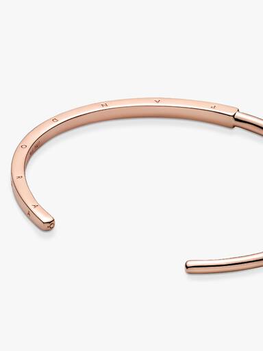 Pandora Signature I-D nyitott karperec