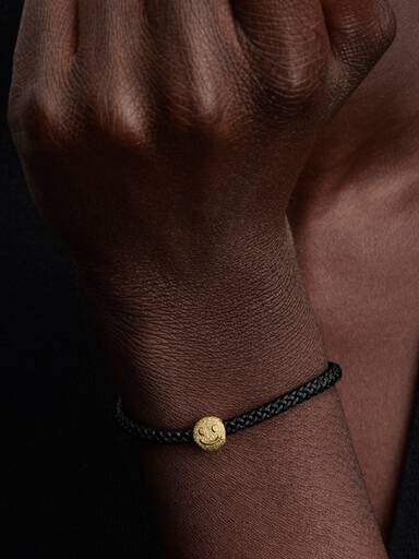Texturált mosolygó arc mini charm