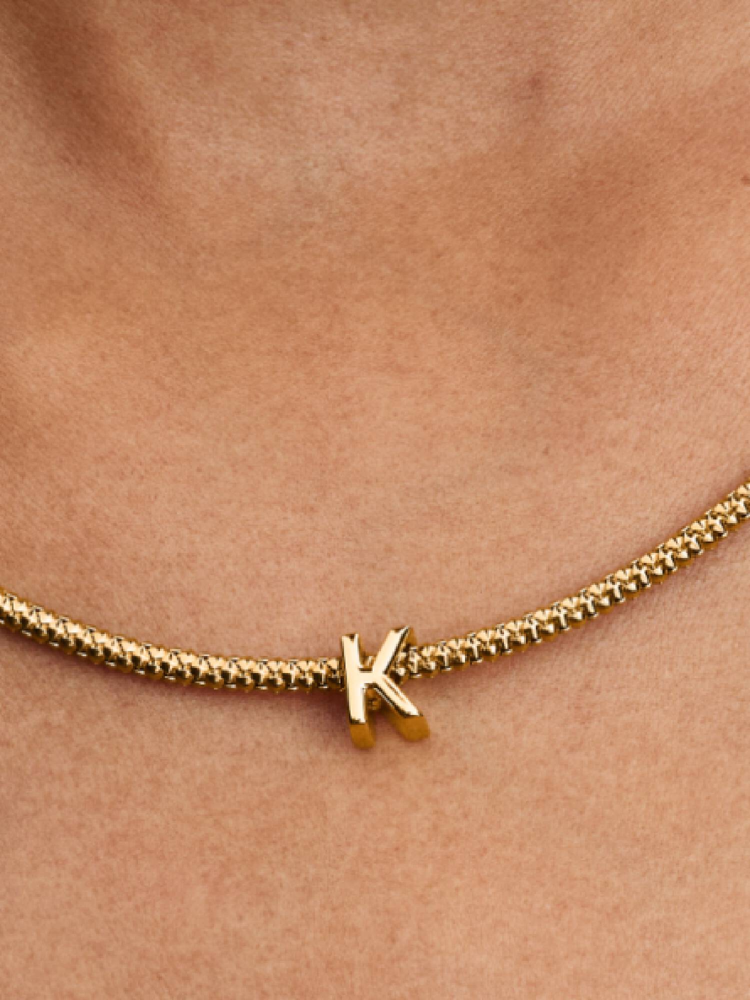"K" betű charm