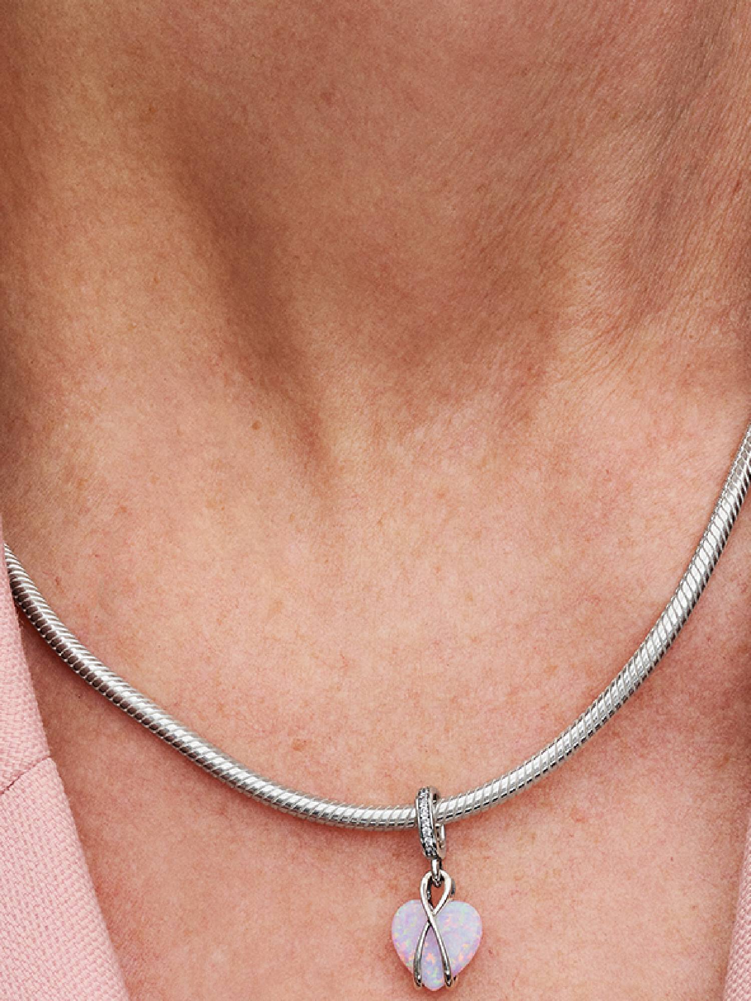 Anya opálfényű szív függő charm