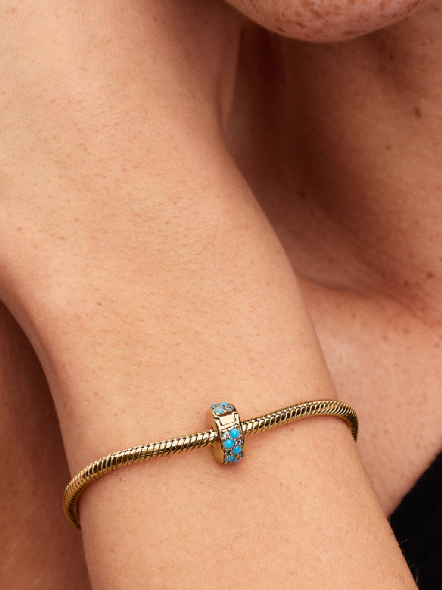 Vízkék klip charm