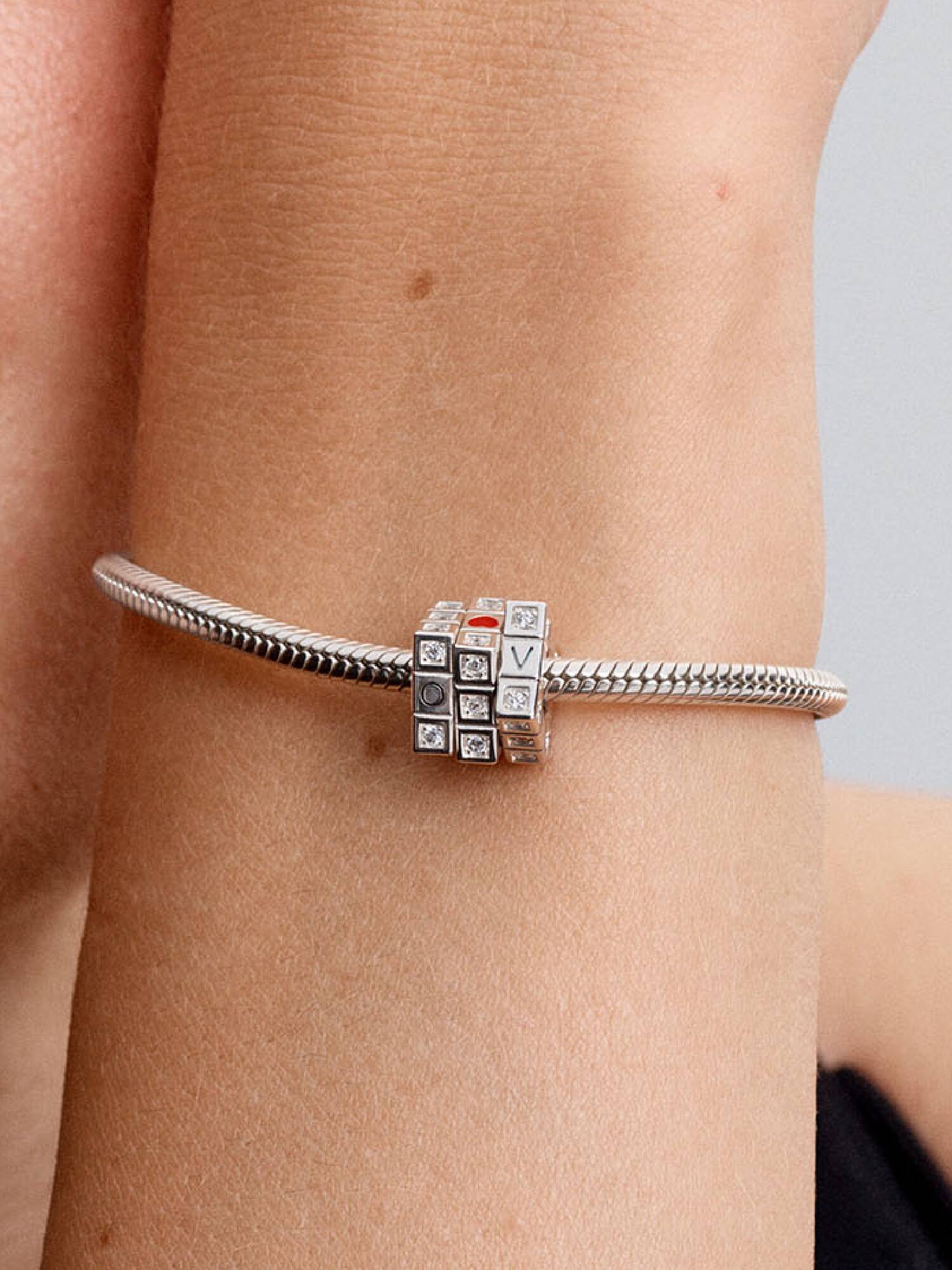 Forgatható játékkocka charm