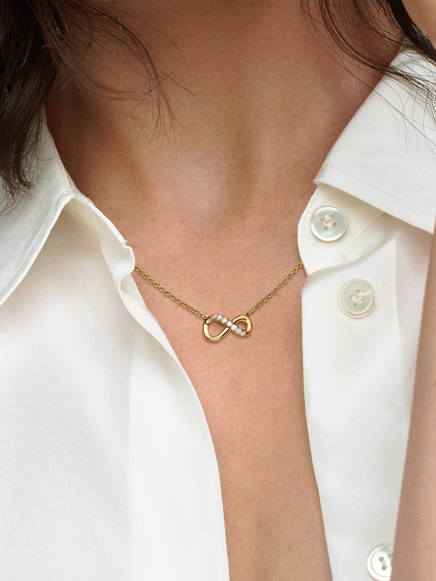 Szikrázó végtelenjel collier nyaklánc